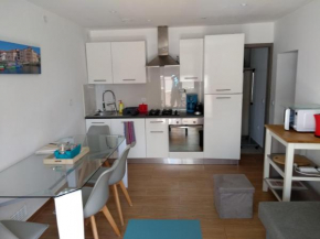 APT T3 n1 A 50M DE LA PLAGE et jardin